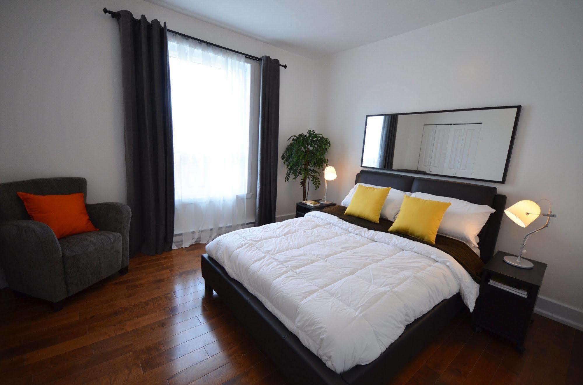 Likeahotel - Le Chambord Montreal Exterior photo