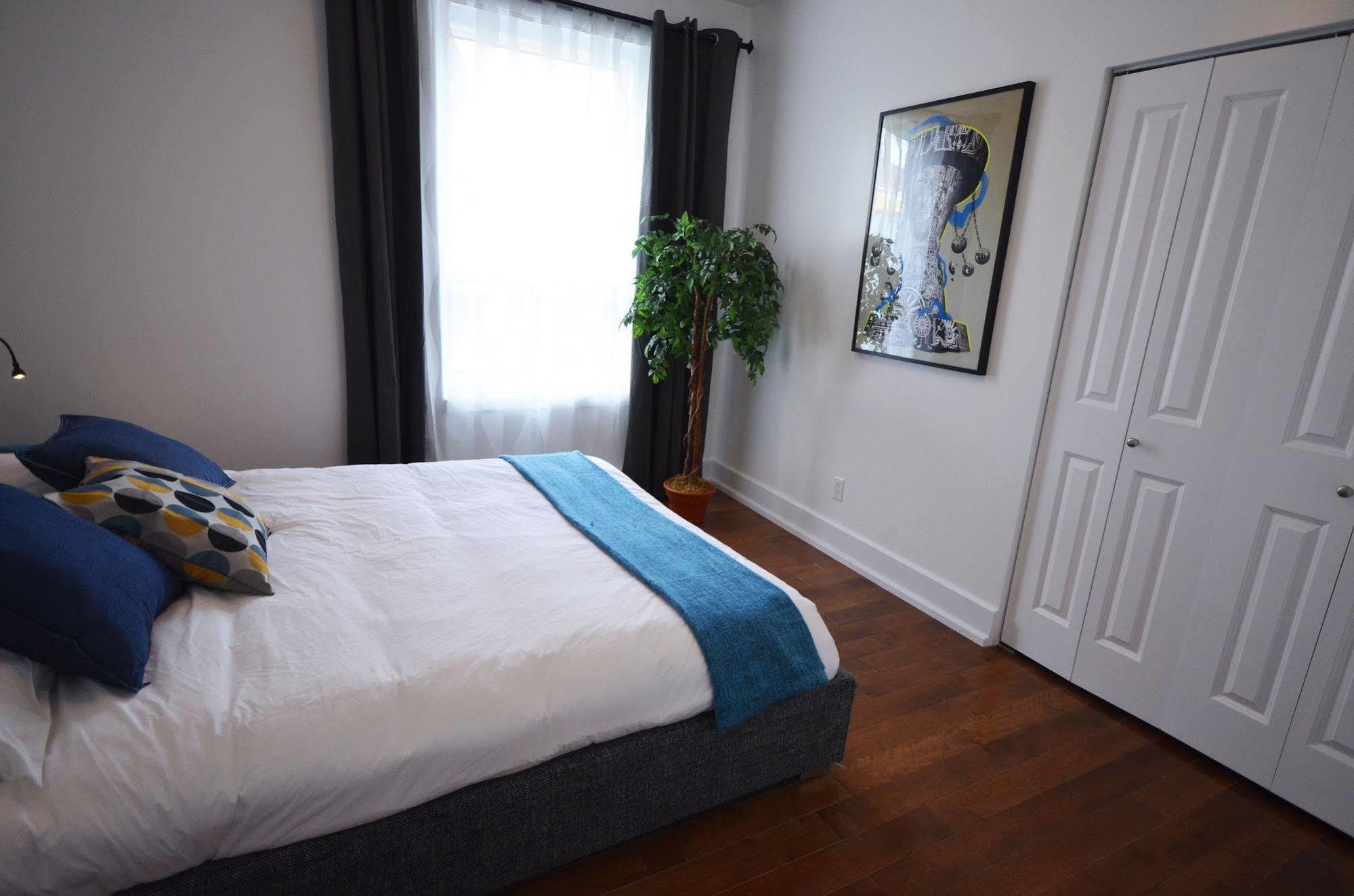 Likeahotel - Le Chambord Montreal Exterior photo