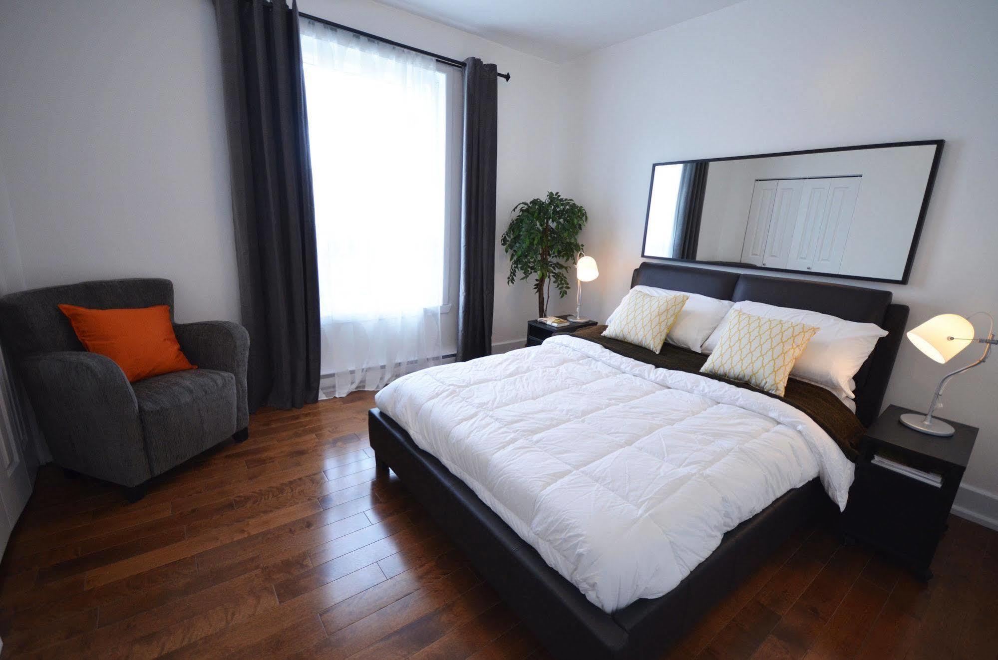 Likeahotel - Le Chambord Montreal Exterior photo